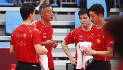 开云体育移动端-国乒热身一团三连胜 樊振东许昕失利为东奥敲警钟